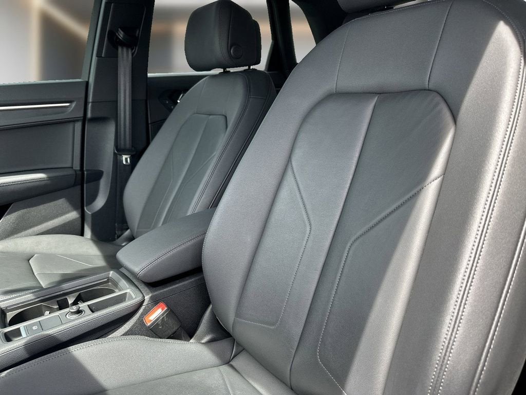 2024 Audi Q3 S line Premium