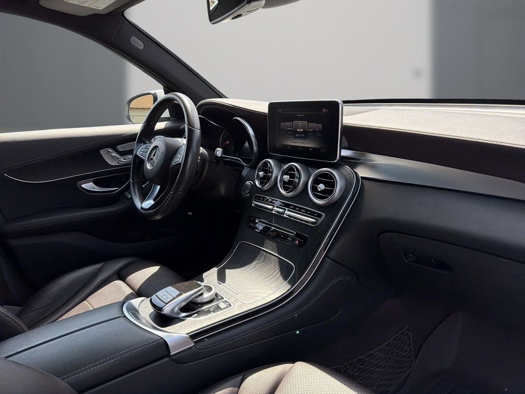 2018 Mercedes-Benz GLC 300 4MATIC®