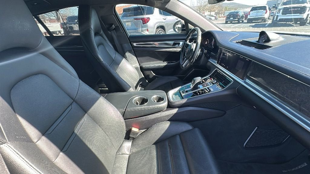 2018 Porsche Panamera 4S