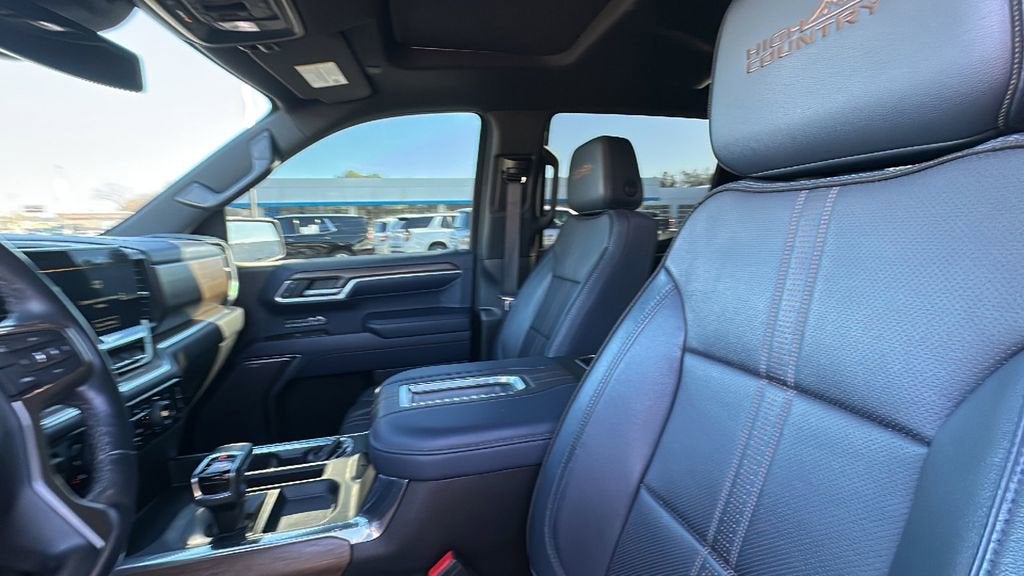 2022 Chevrolet Silverado 1500 High Country