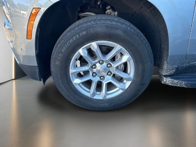 2025 Chevrolet Suburban LT