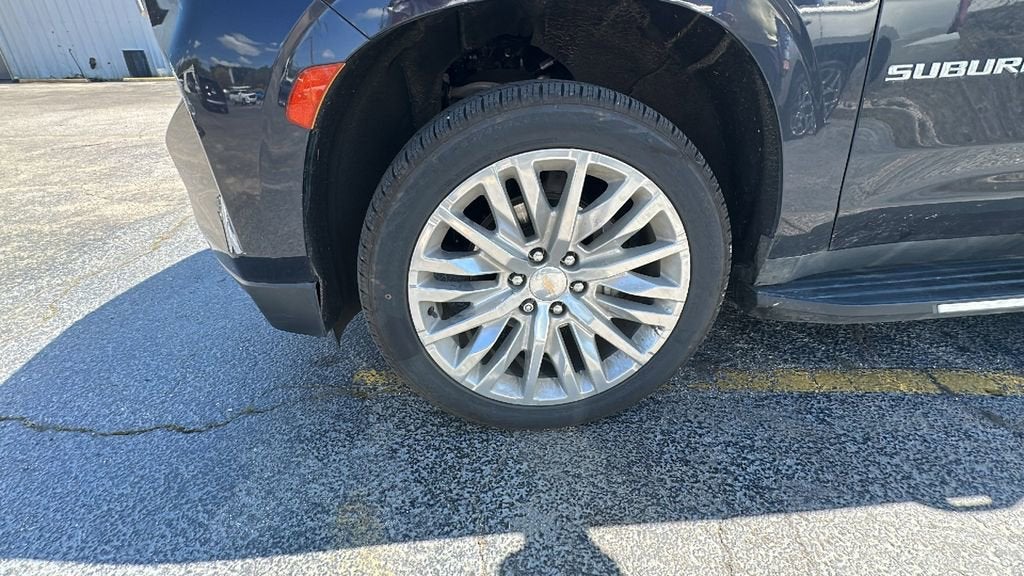 2023 Chevrolet Suburban LT