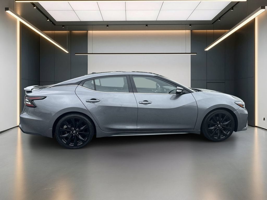 2023 Nissan Maxima SR