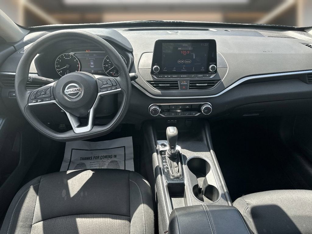 2022 Nissan Altima 2.5 SV