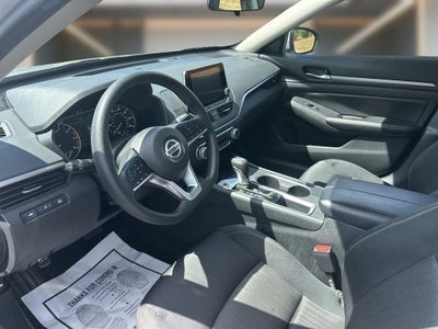 2022 Nissan Altima 2.5 SV