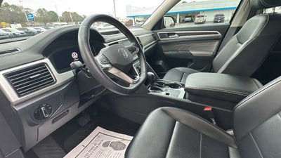 2022 Volkswagen Atlas 3.6L V6 SE w/Technology