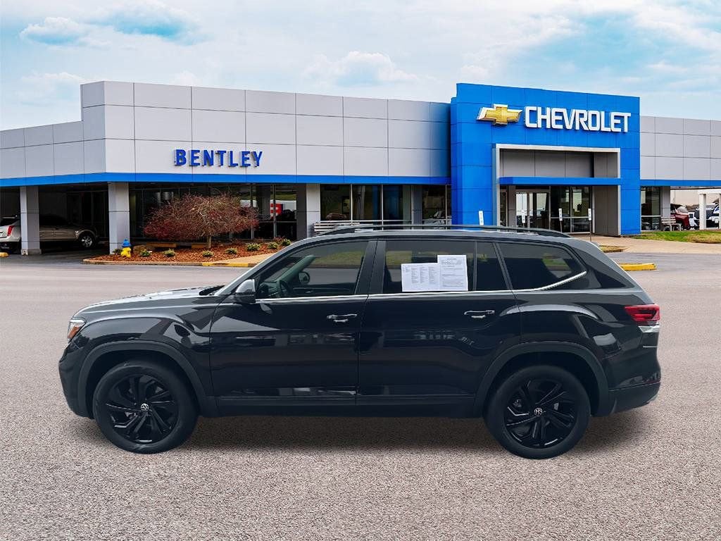 2022 Volkswagen Atlas 3.6L V6 SE w/Technology