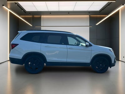 2022 Honda Pilot Black Edition
