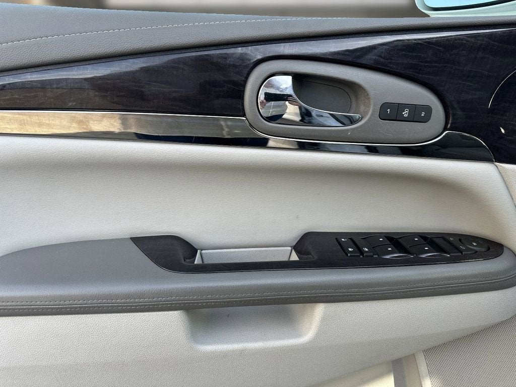 2017 Buick Enclave Leather