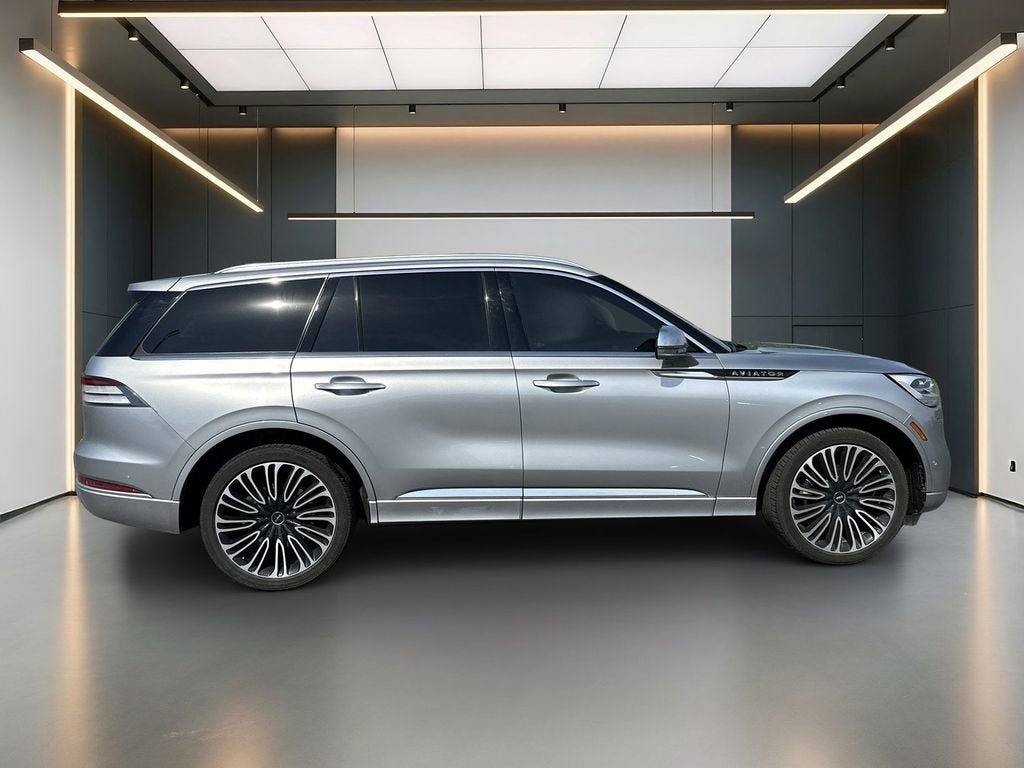 2021 Lincoln Aviator Black Label