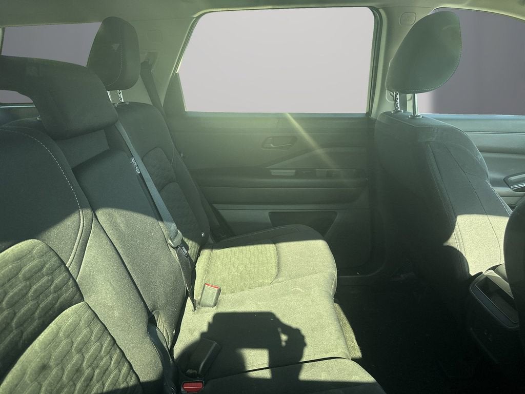 2023 Nissan Pathfinder S
