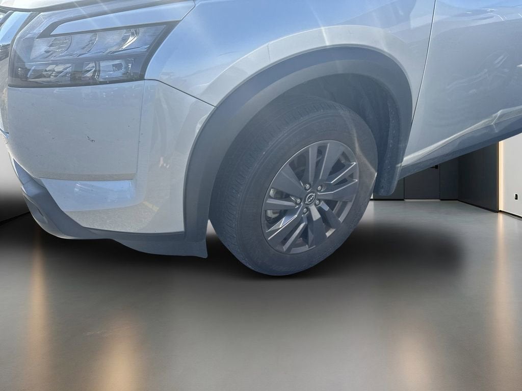 2023 Nissan Pathfinder S