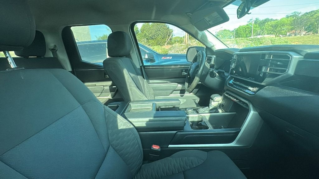 2022 Toyota Tundra 2WD SR5