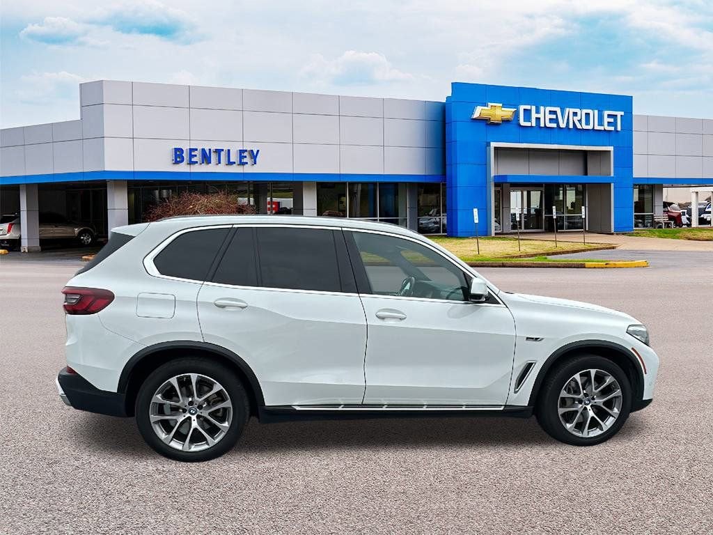 2023 BMW X5 xDrive45e