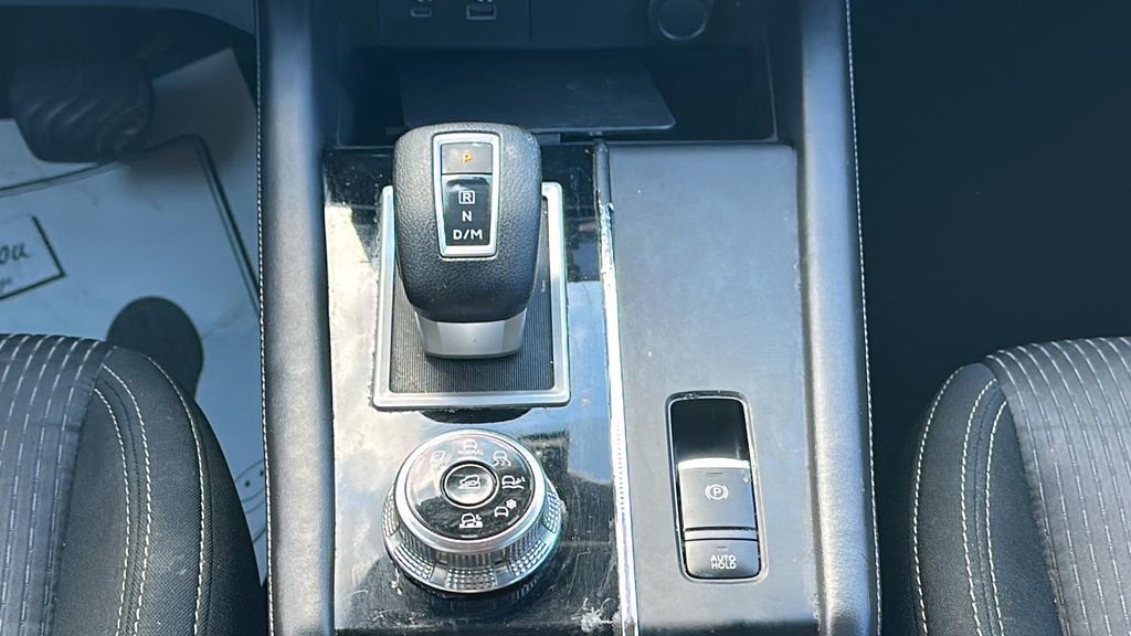 2022 Mitsubishi Outlander ES