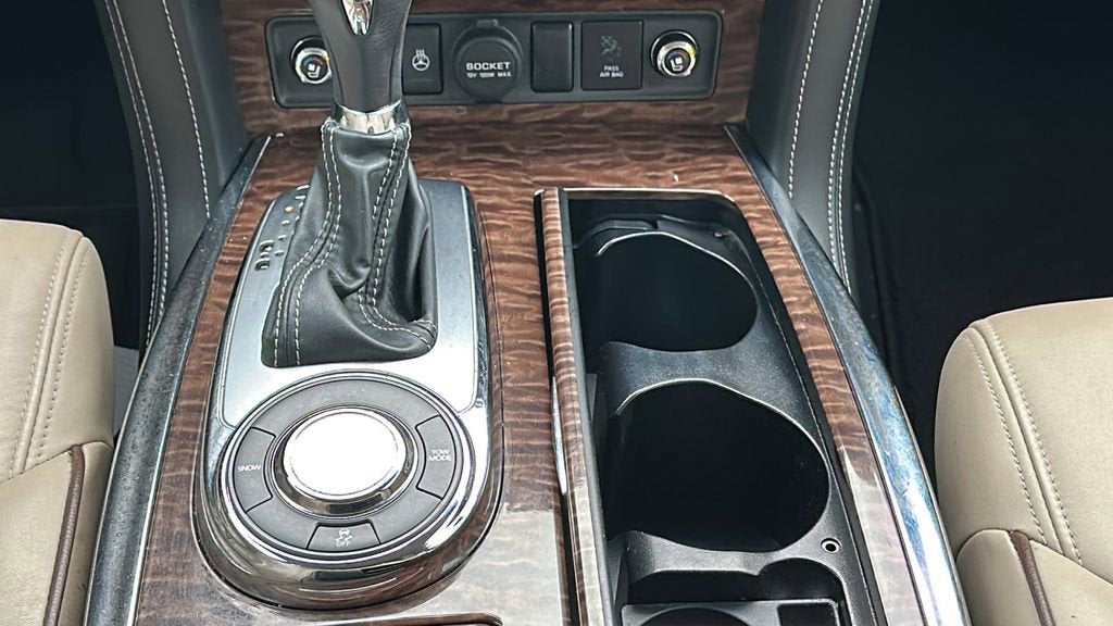 2017 Nissan Armada Platinum