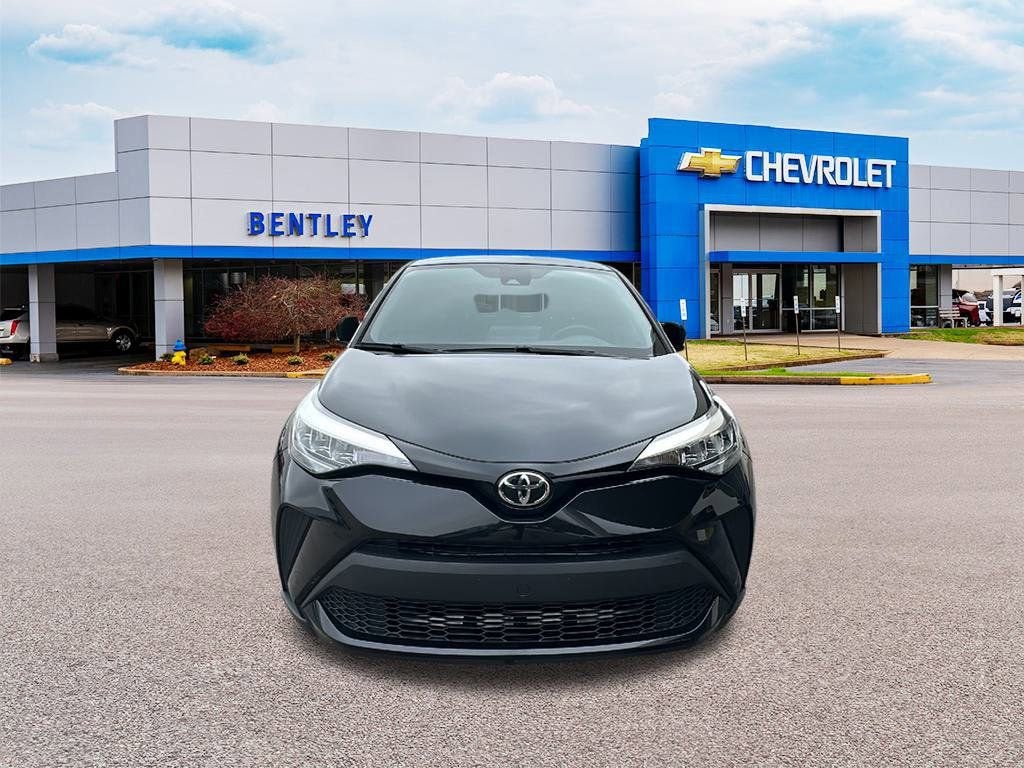 2022 Toyota C-HR XLE