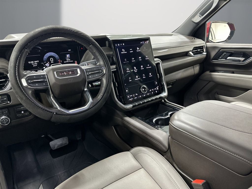 2025 GMC Yukon Elevation