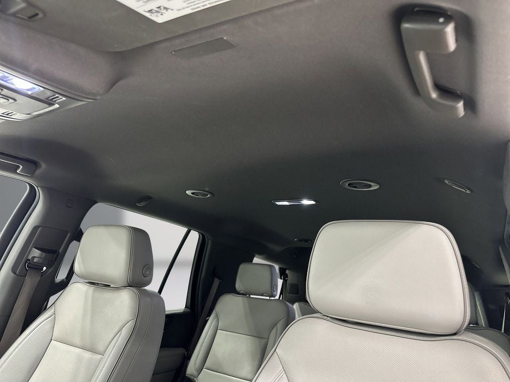 2025 GMC Yukon Elevation