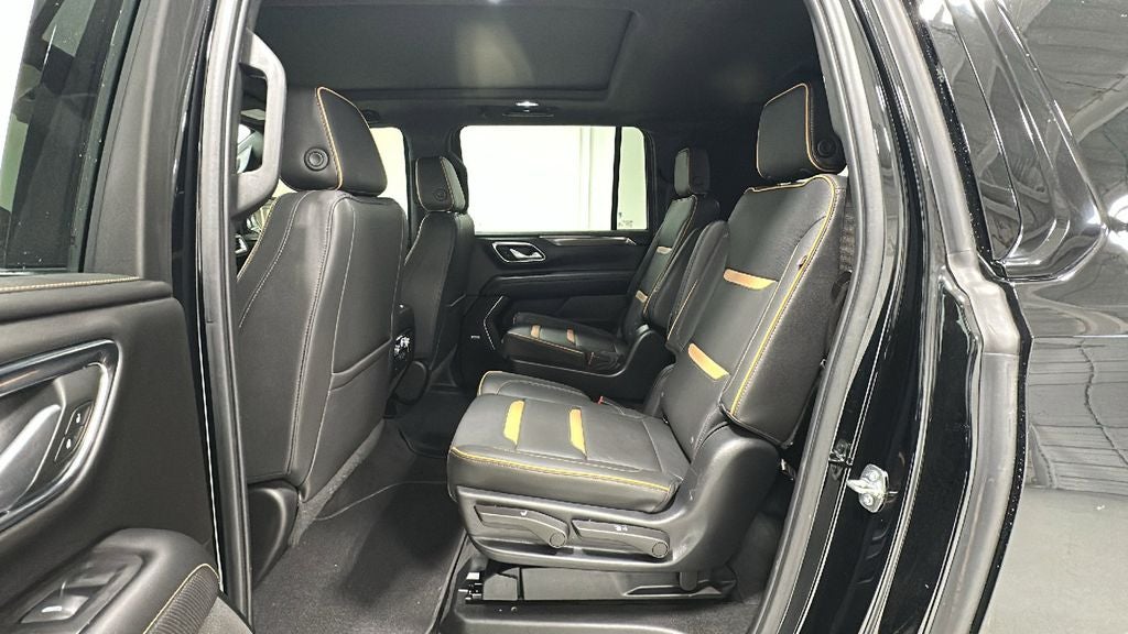 2022 GMC Yukon XL AT4