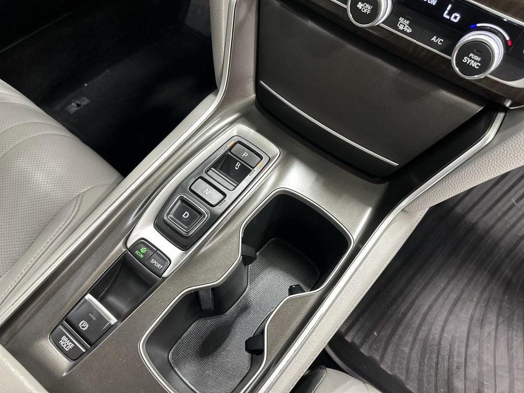 2019 Honda Accord Touring 2.0T