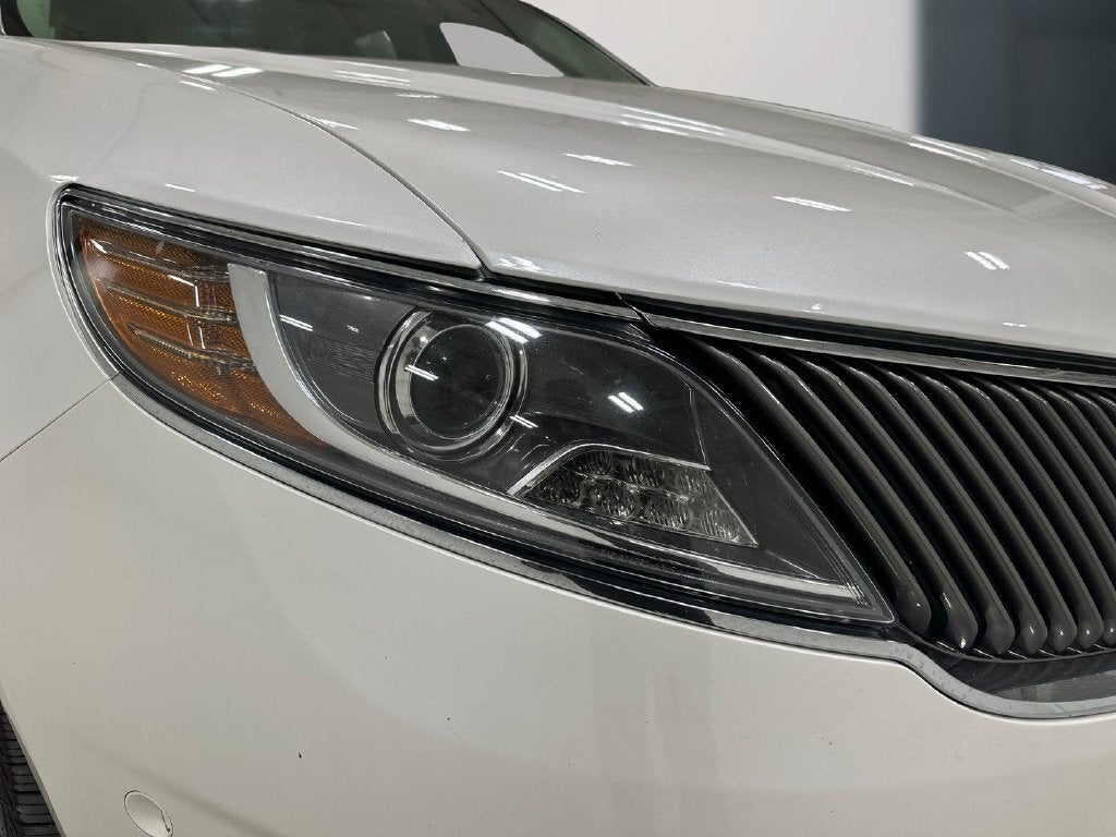 2014 Lincoln MKS Base