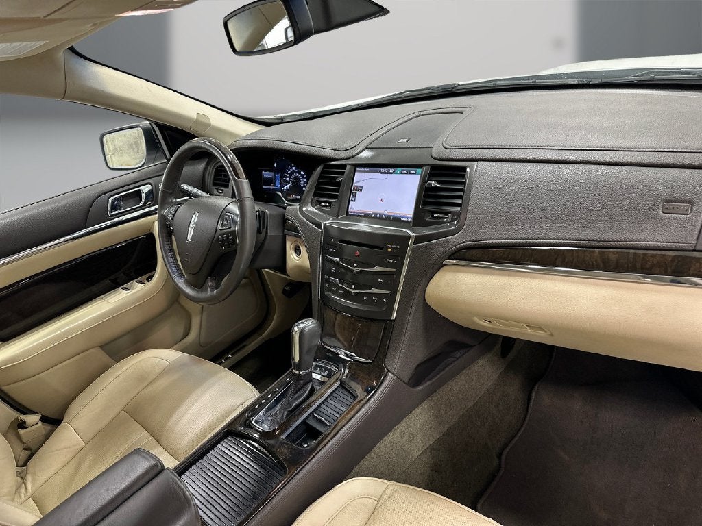 2014 Lincoln MKS Base