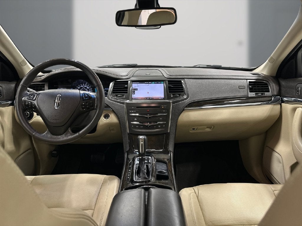 2014 Lincoln MKS Base