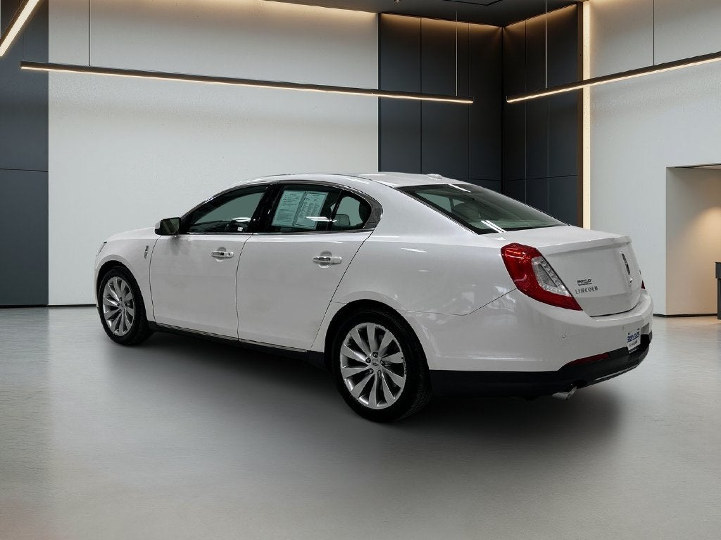 2014 Lincoln MKS Base