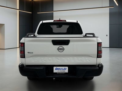 2022 Nissan Frontier S