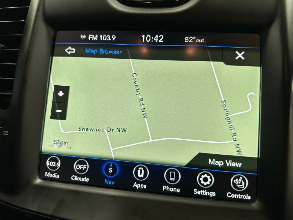 2022 Chrysler 300 S