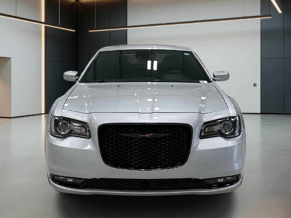 2022 Chrysler 300 S