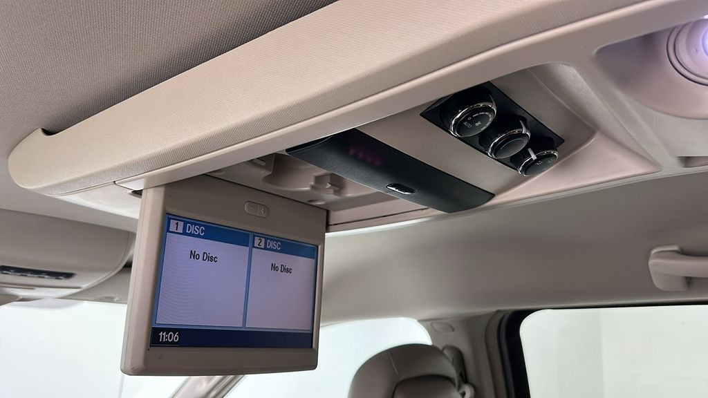 2013 Chrysler Town & Country Touring