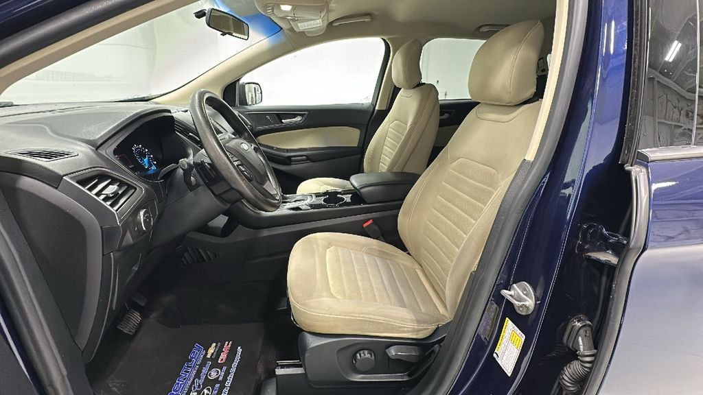 2016 Ford Edge SE