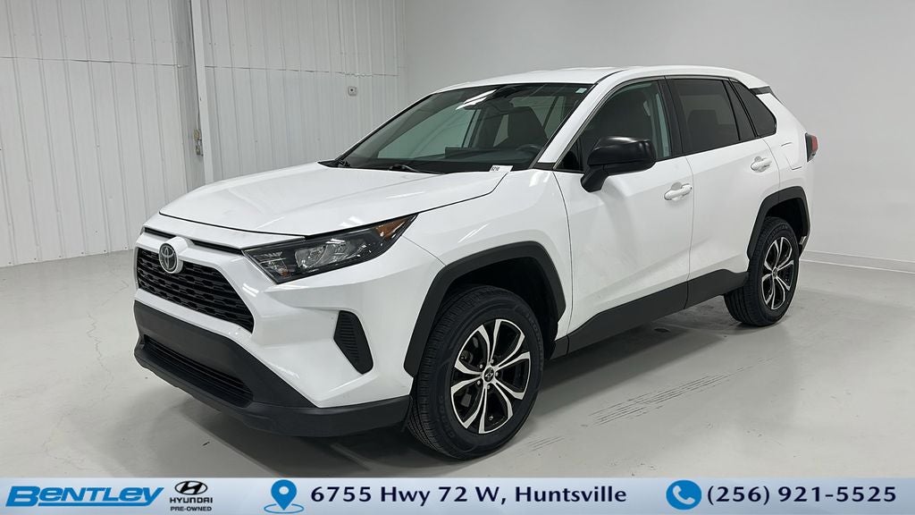 2022 Toyota RAV4 LE