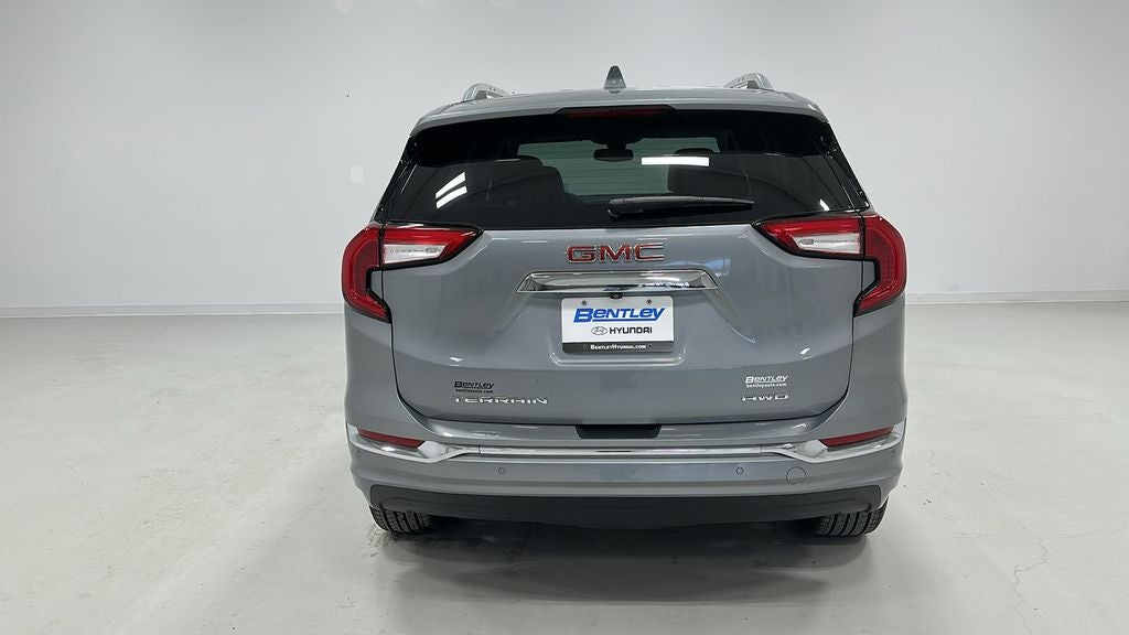 2024 GMC Terrain Denali