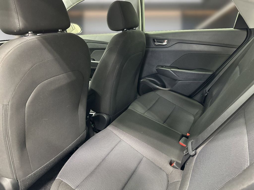 2022 Hyundai Accent SE