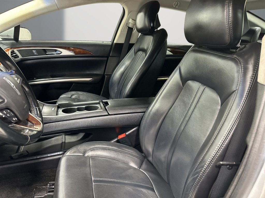 2016 Lincoln MKZ Base