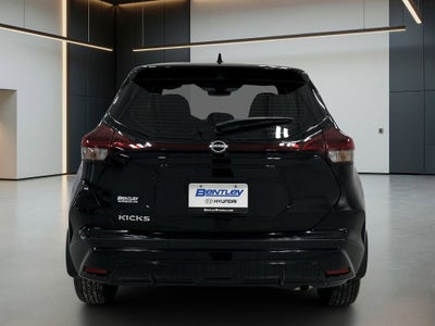 2024 Nissan Kicks S
