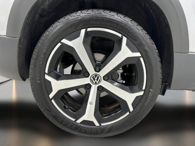 2026 Volkswagen Taos 1.5T SEL