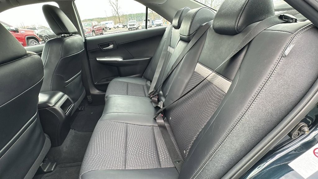 2014 Toyota Camry SE