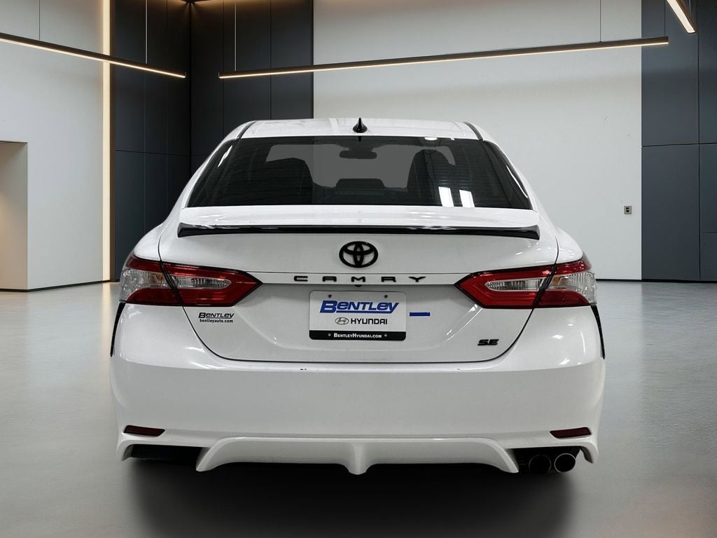 2020 Toyota Camry SE Nightshade