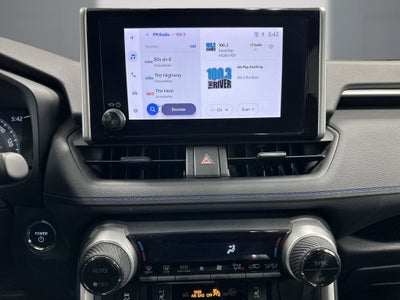 2023 Toyota RAV4 Hybrid SE
