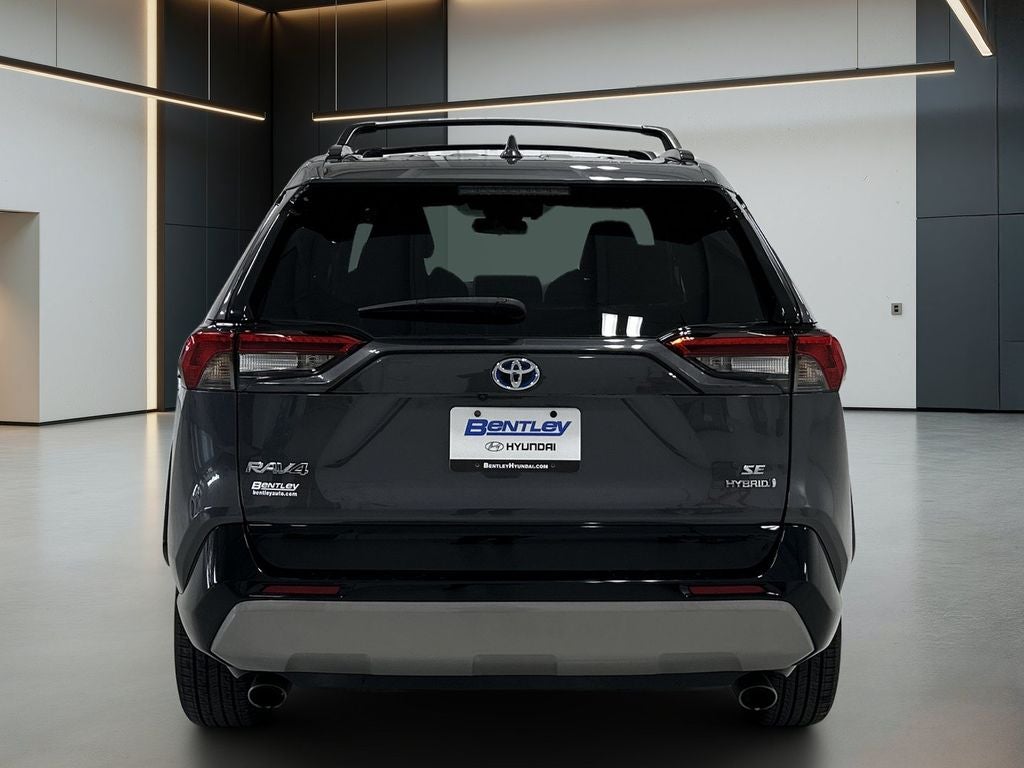 2023 Toyota RAV4 Hybrid SE