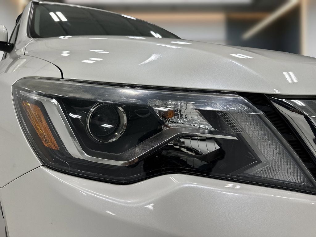 2017 Nissan Pathfinder SL