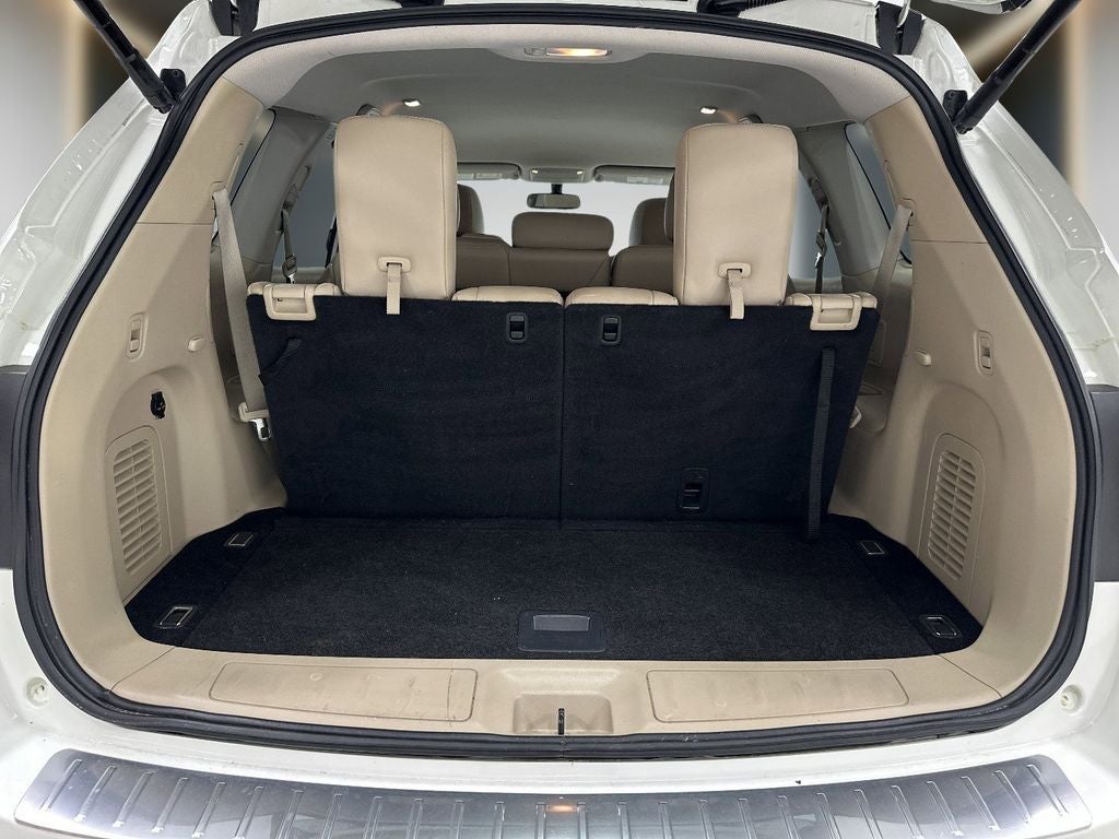 2017 Nissan Pathfinder SL