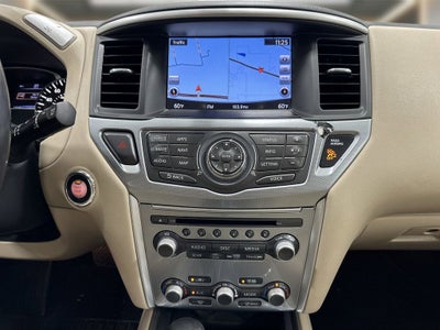 2017 Nissan Pathfinder SL