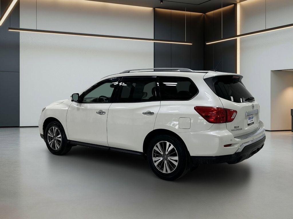 2017 Nissan Pathfinder SL