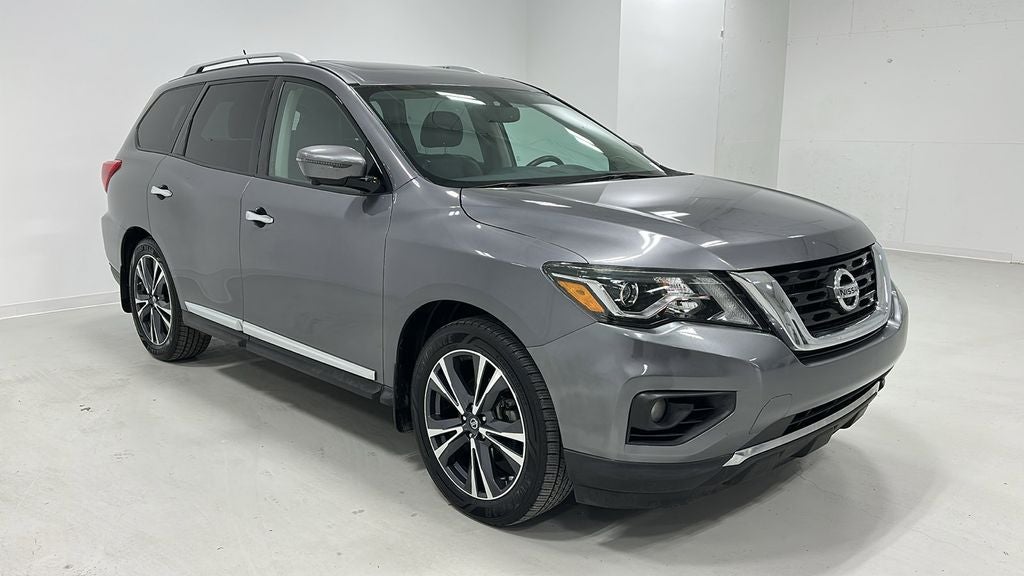 2017 Nissan Pathfinder Platinum