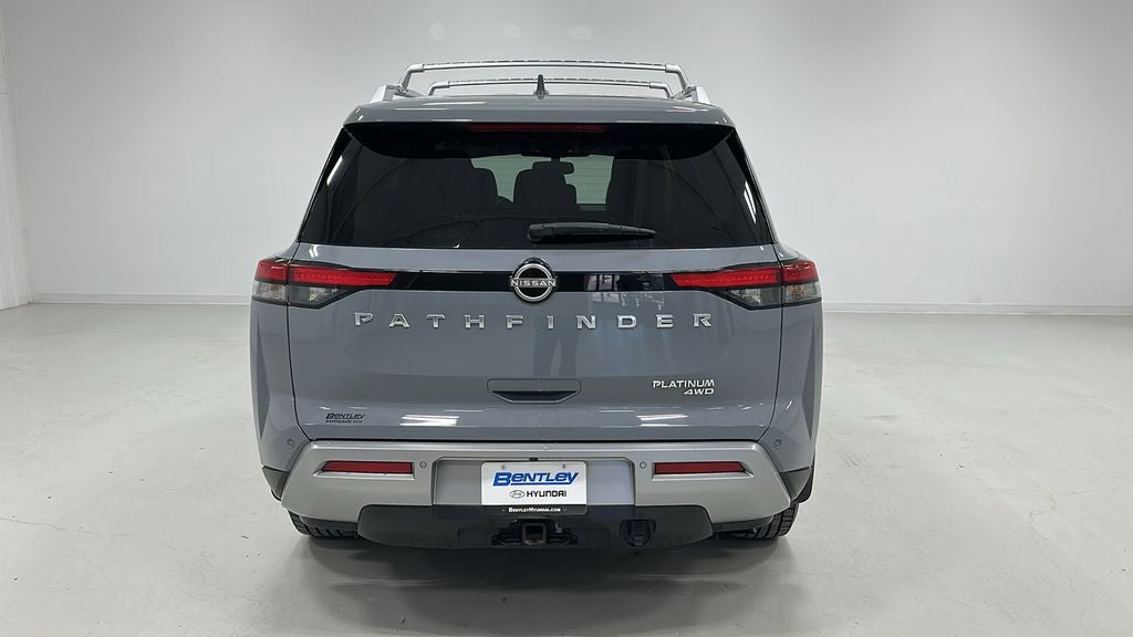 2022 Nissan Pathfinder Platinum
